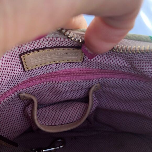 Dooney & Bourke green fun tote bag purse - Picture 5 of 7